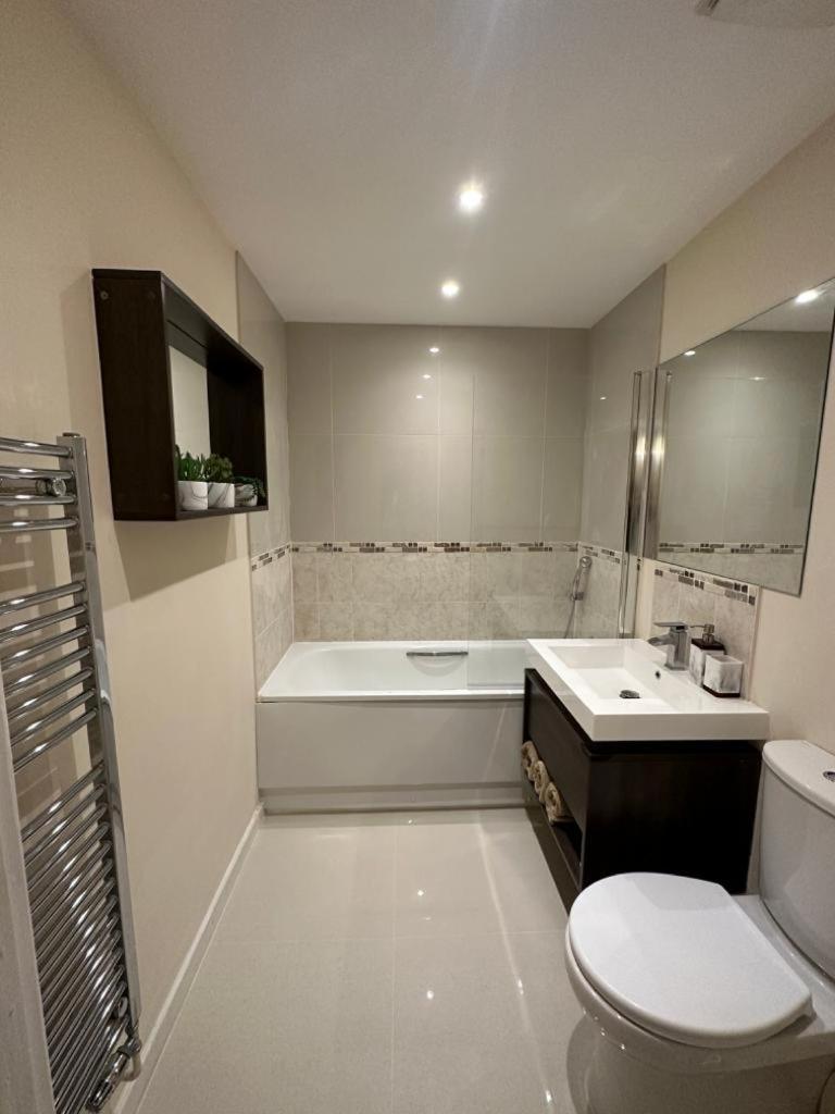 Appartement Modern Flat à Watford  Extérieur photo